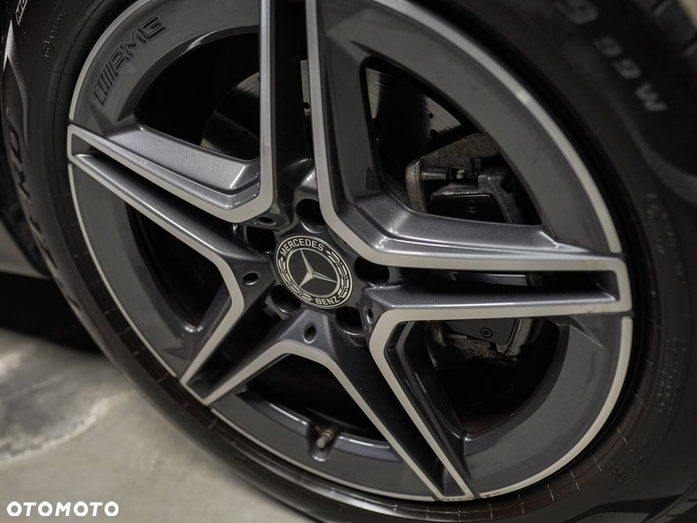 Mercedes-Benz GLB 200 AMG Line 7G-DCT - 3