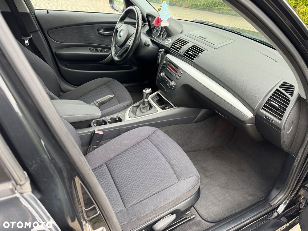BMW Seria 1 116d DPF Edition Lifestyle - 24