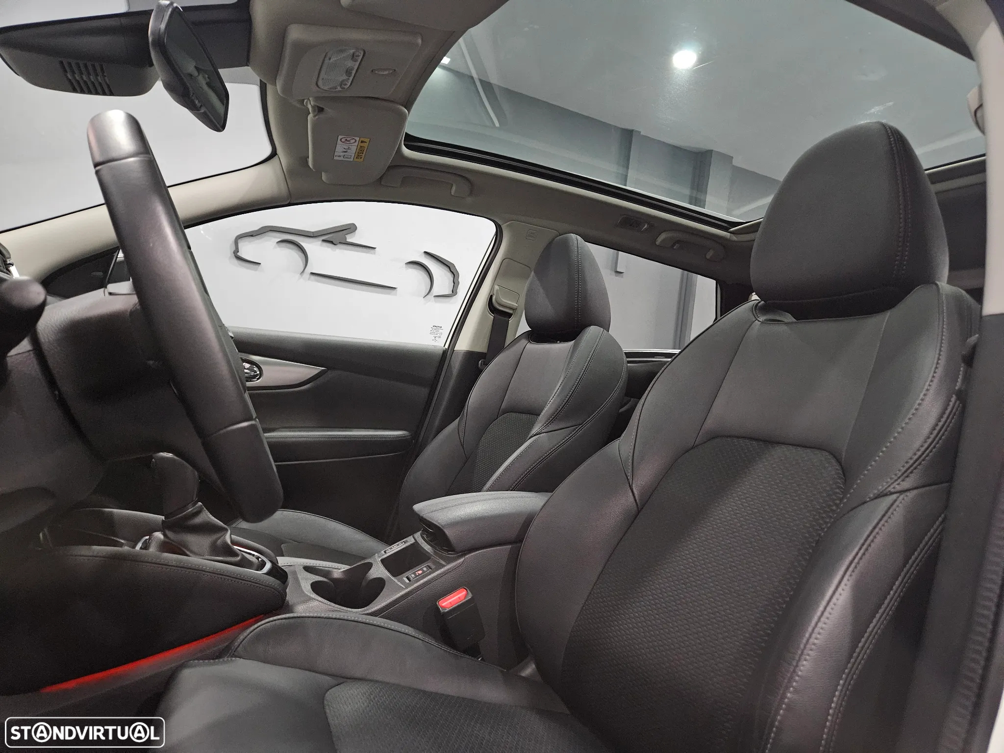 Nissan Qashqai 1.5 dCi DCT TEKNA - 12