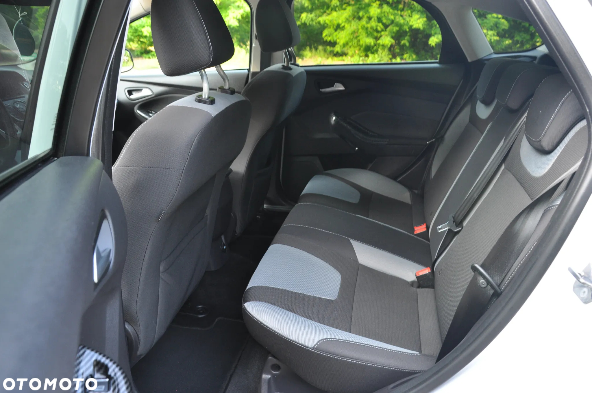 Ford Focus 1.0 EcoBoost Start-Stopp-System Champions Edition - 32