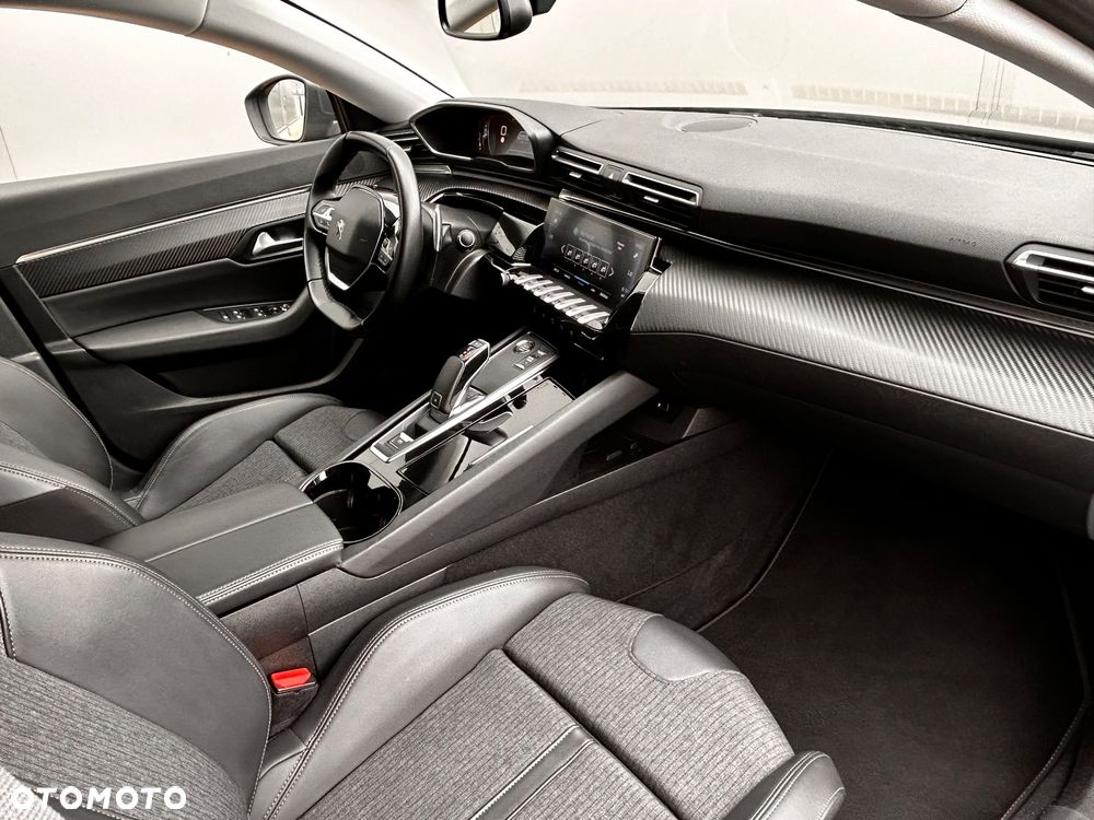 Peugeot 508 PureTech 180 EAT8 Allure - 27