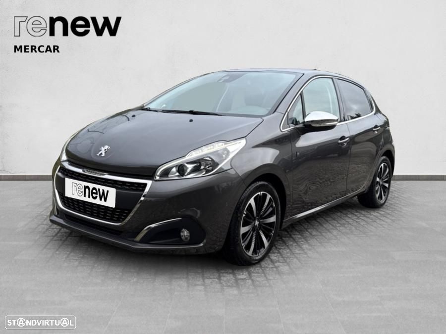 Peugeot 208 - 1