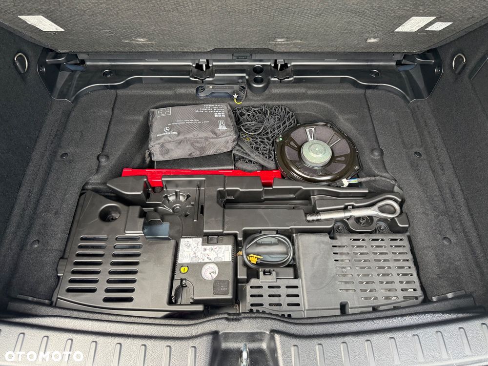 Mercedes-Benz GLA - 35