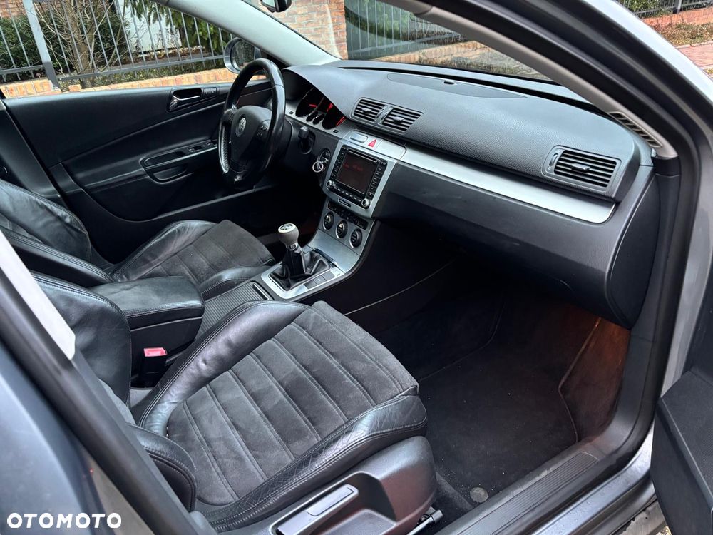 Volkswagen Passat 2.0 TDI Highline - 5