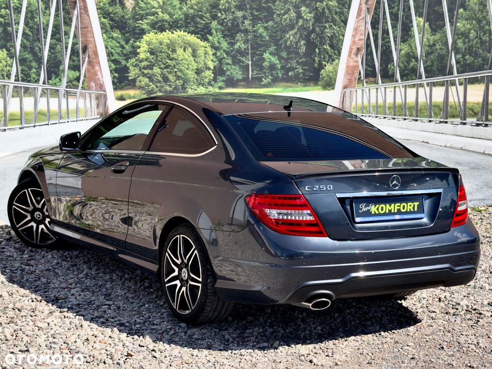 Mercedes-Benz Klasa C 250 Sport 7G-TRONIC - 18
