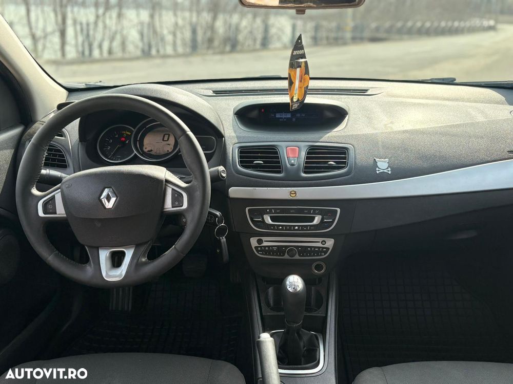 Renault Fluence 1.5dCi Expression - 6