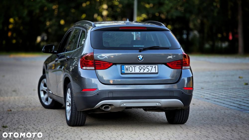 BMW X1 xDrive18d - 10