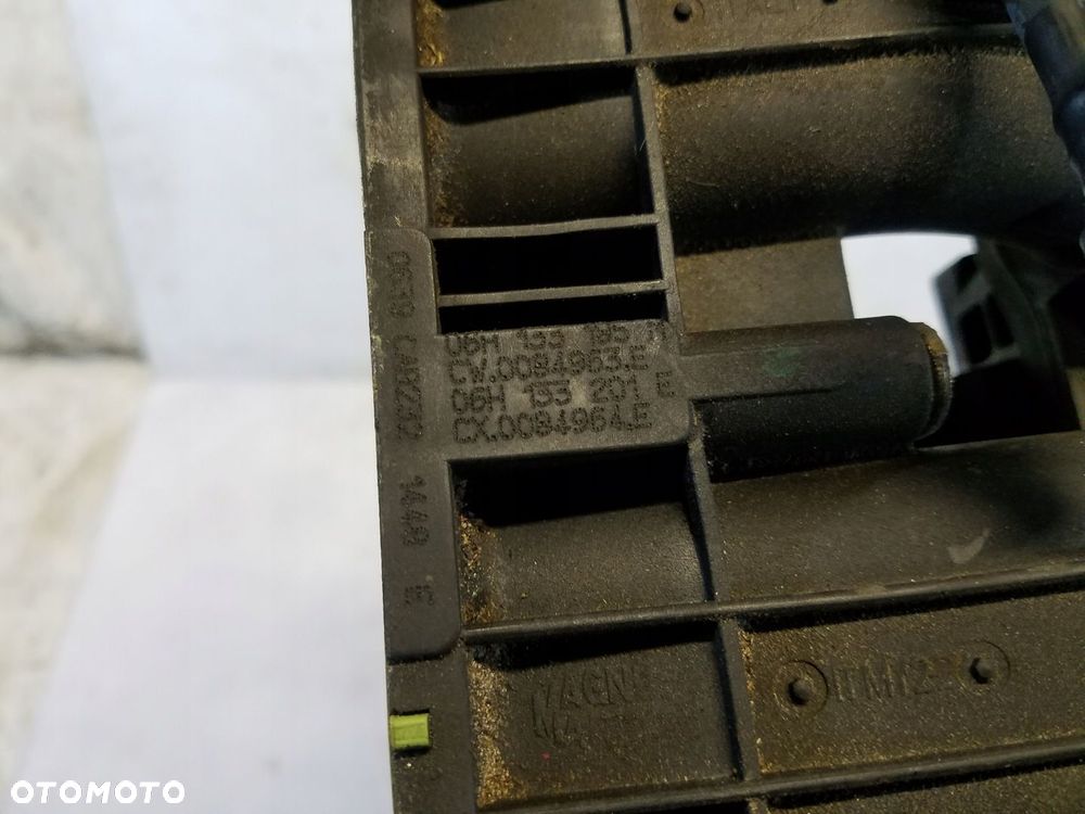 KOLEKTOR SSĄCY AUDI A4 B8 1.8 TFSI 06H133185M - 4