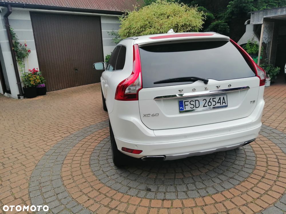 Volvo XC 60 T5 Drive-E Summum - 8