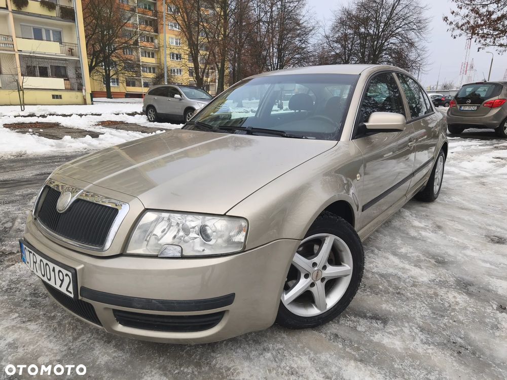 Skoda Superb 2.0 Ambiente - 1