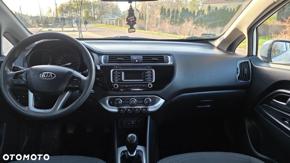 Kia Rio 1.4 crdi L - 12