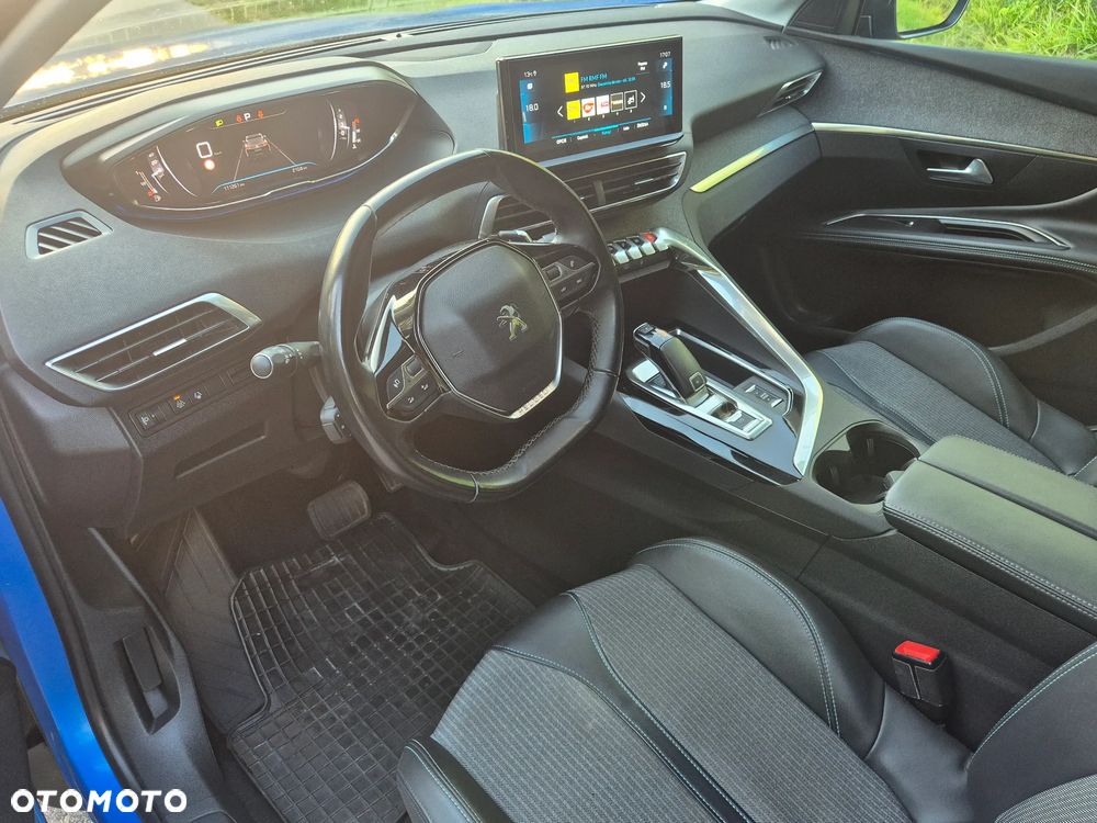 Peugeot 3008 1.2 PureTech GPF Allure S&S EAT8 - 18