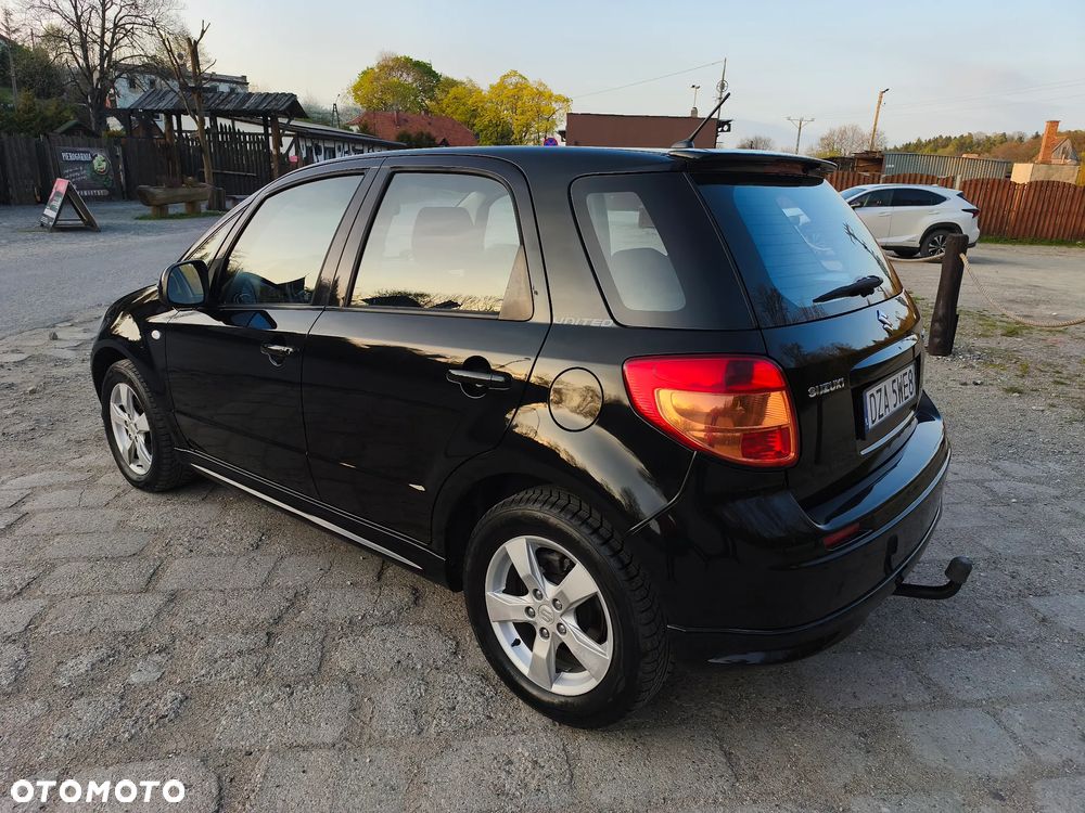 Suzuki SX4 - 3