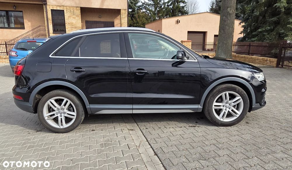 Audi Q3 2.0 TDI Design - 6
