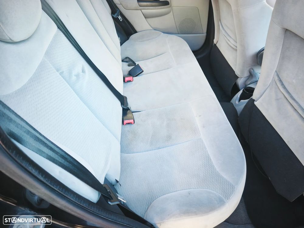 Citroën C3 1.4 HDi Airdream Exclusive - 32