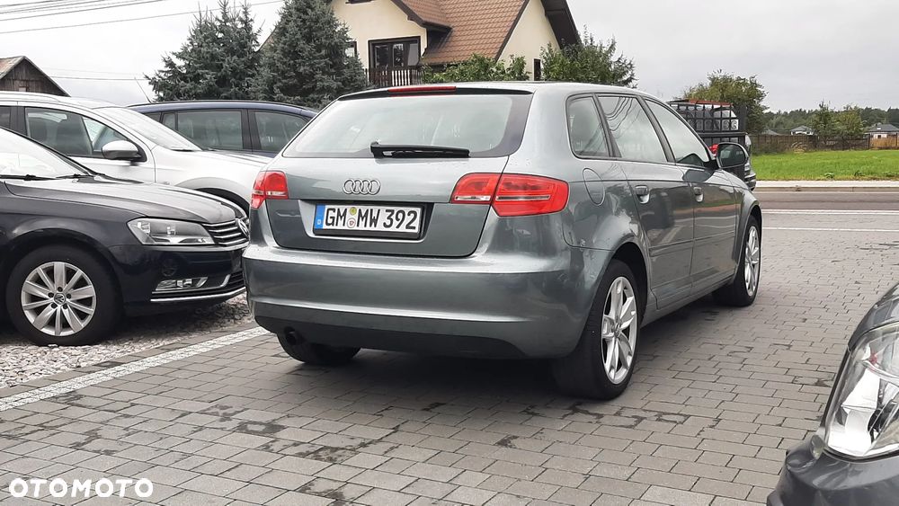 Audi A3 Sportback - 3