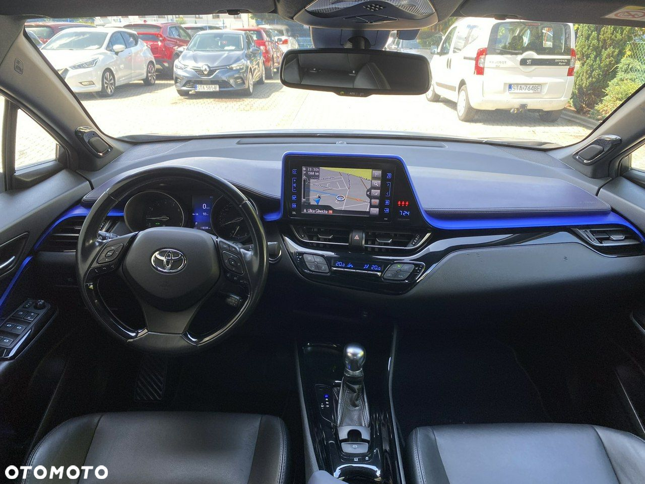 Toyota C-HR - 12