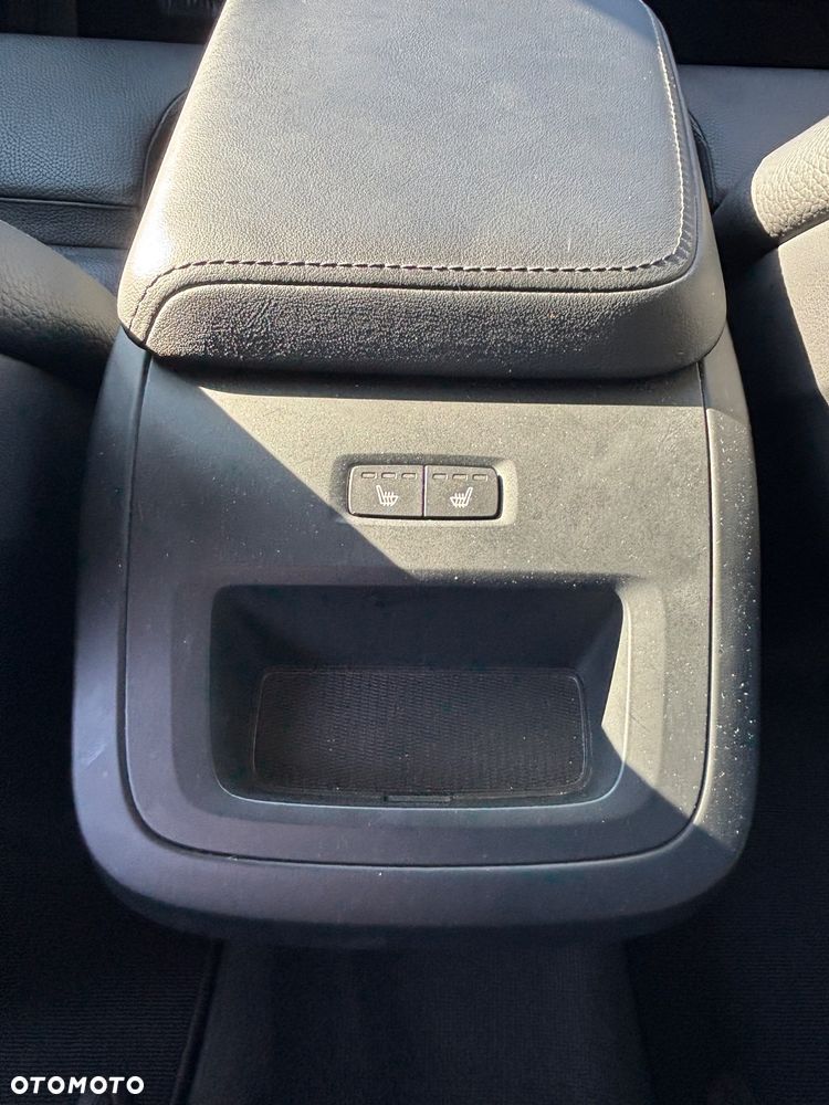 Volvo XC 60 - 26