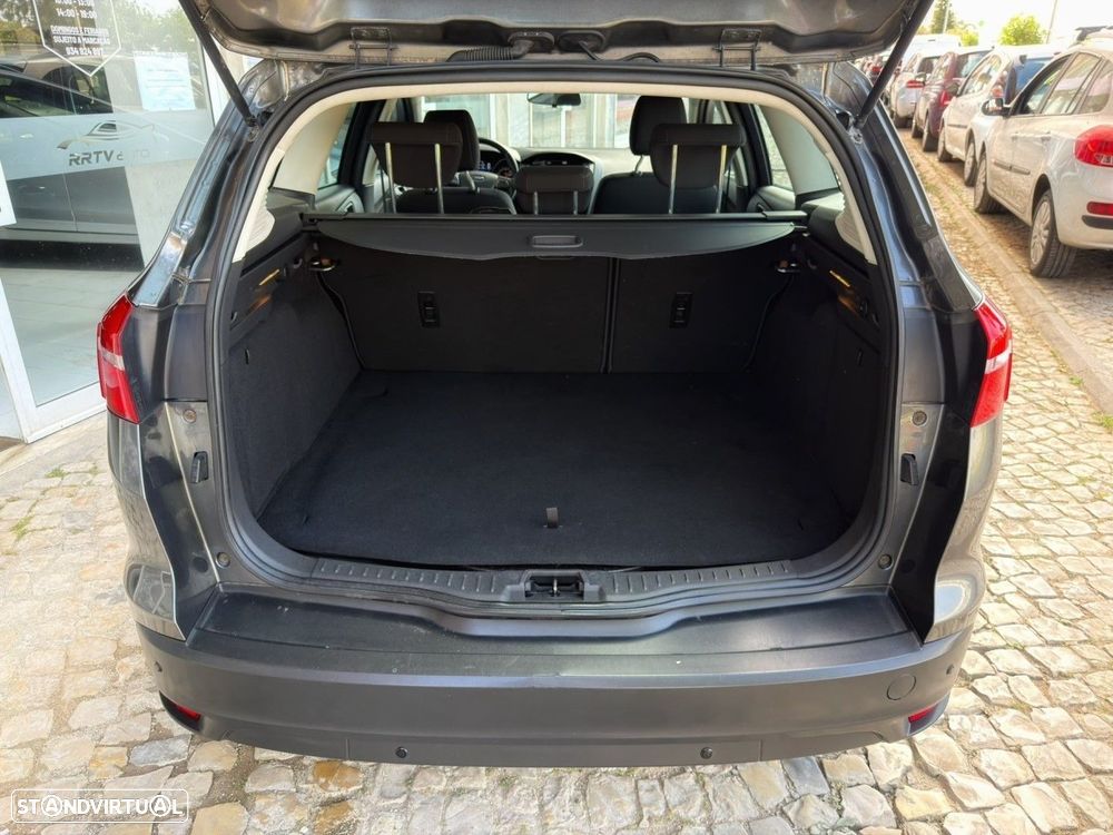 Ford Focus SW 1.0 EcoBoost Business - 17