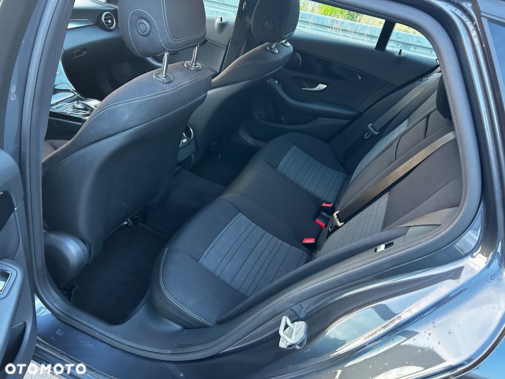 Mercedes-Benz Klasa C 200 (BlueTEC) d 7G-TRONIC Exclusive - 25