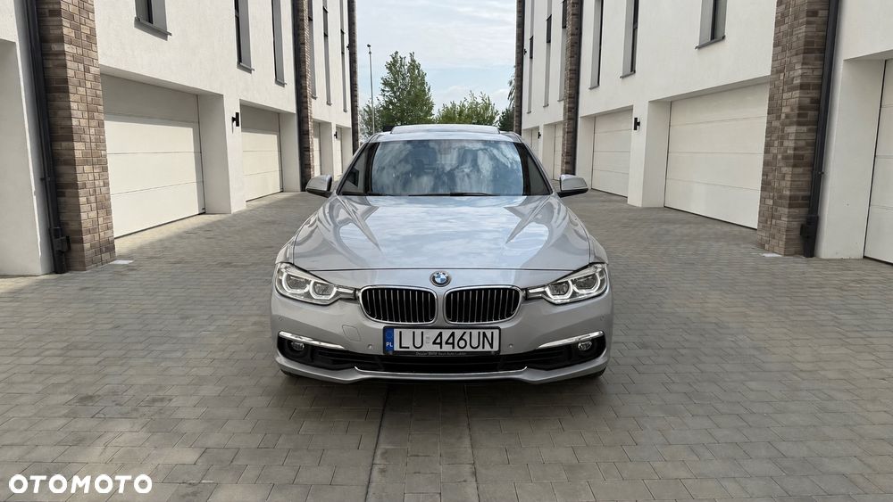 BMW Seria 3 330i GPF Luxury Line - 2