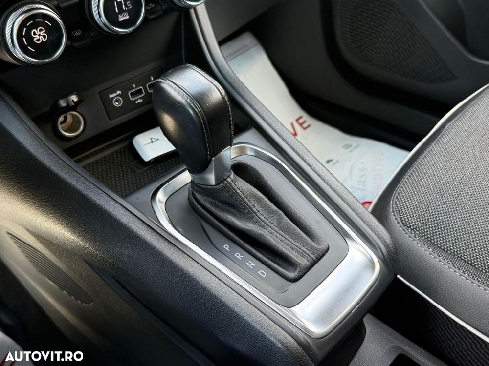 Renault Captur - 19