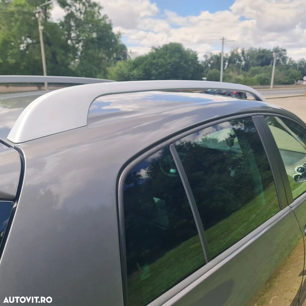 Volkswagen Golf Plus - 25