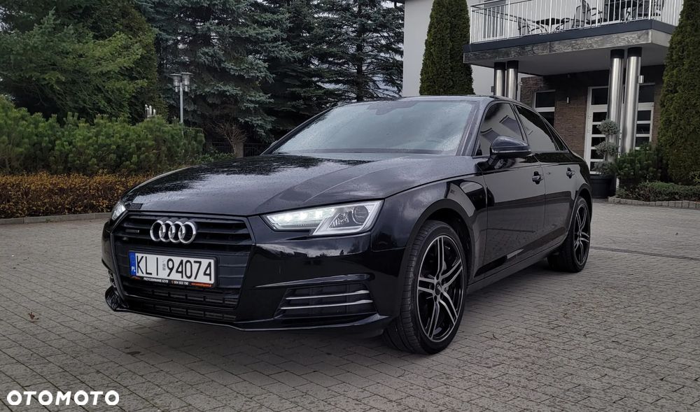 Audi A4 Limousine - 1