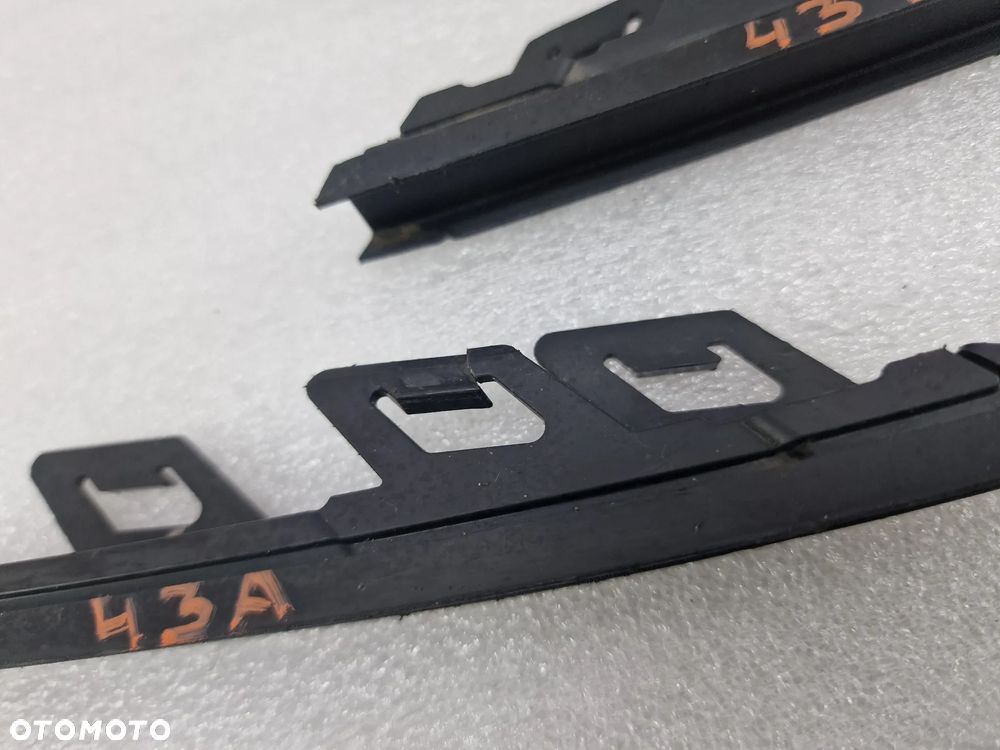 OPEL ASTRA K V 5 15- LEWA LISTWA / KRATKA ZDERZAKA PRZEDNIEGO PRZÓD , NR 13469544 , NR AUKCJI B/44 (B/43) - 4