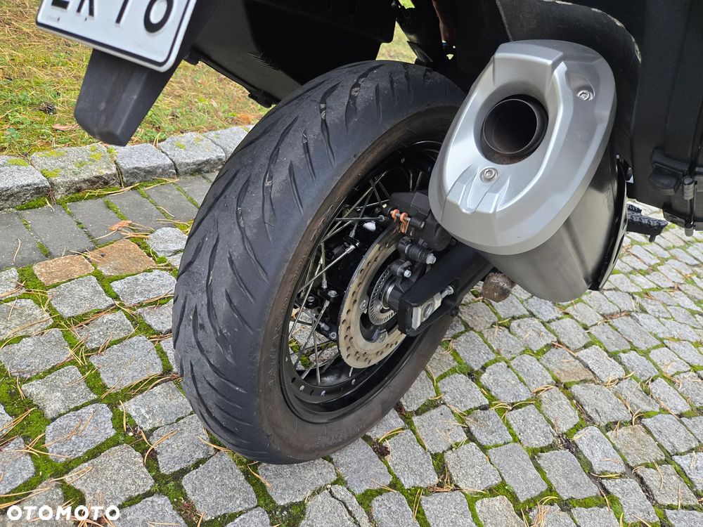Suzuki V-STROM - 31