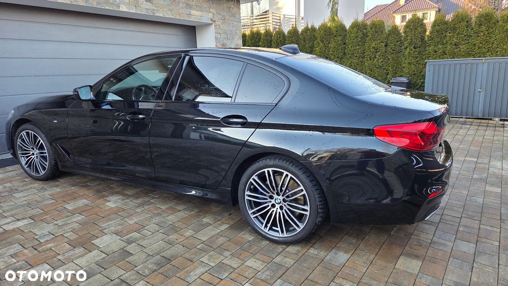 BMW Seria 5 530i xDrive M Sport sport - 13