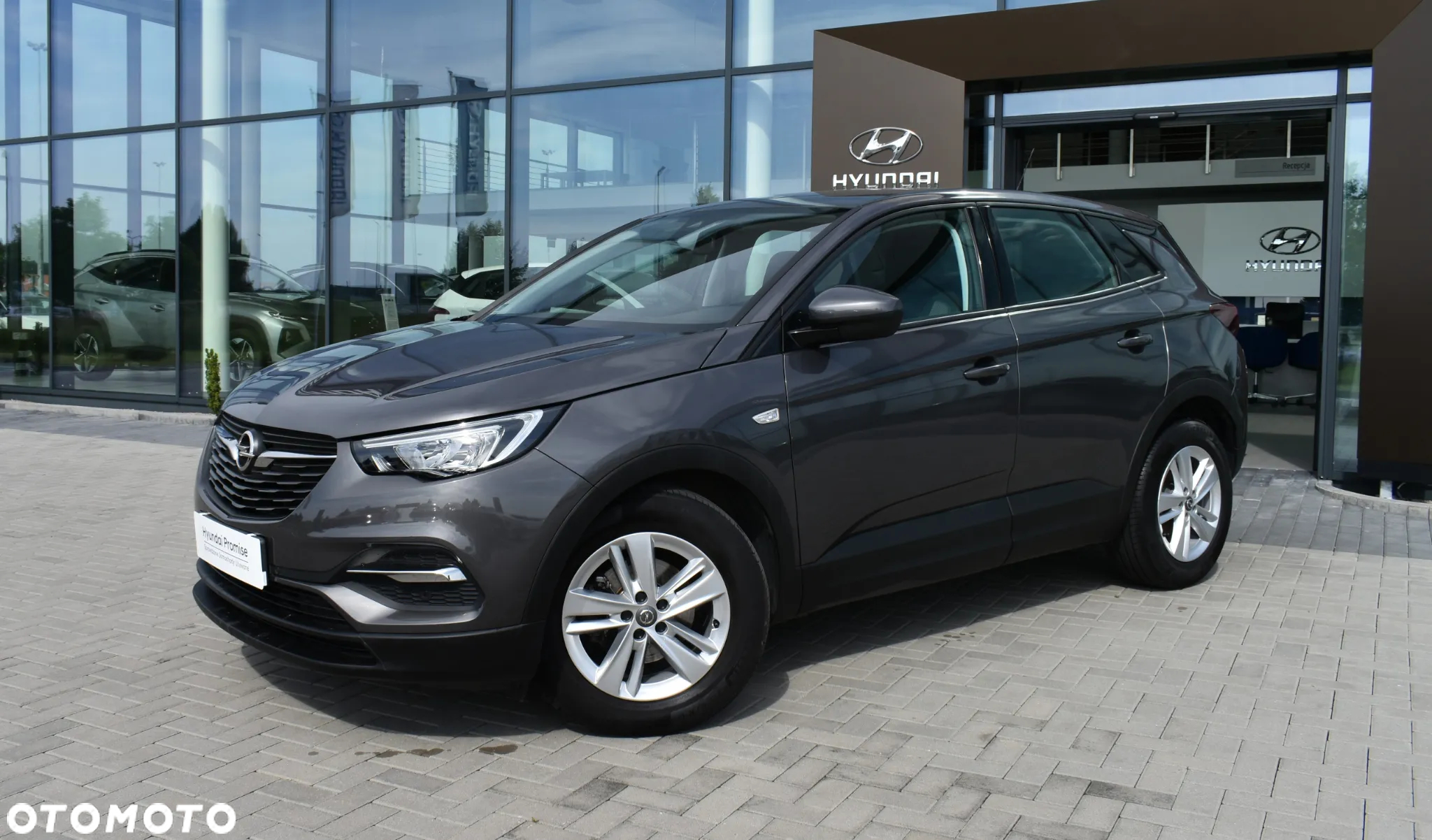 Opel Grandland X 1.2 T Enjoy S&S - 9