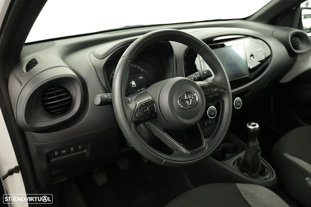 Toyota Aygo X Business Edition - 7
