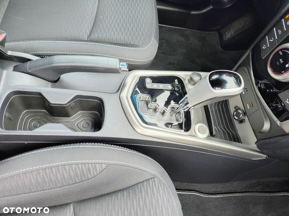 SsangYong/KGM Tivoli 1.6 Quartz - 15