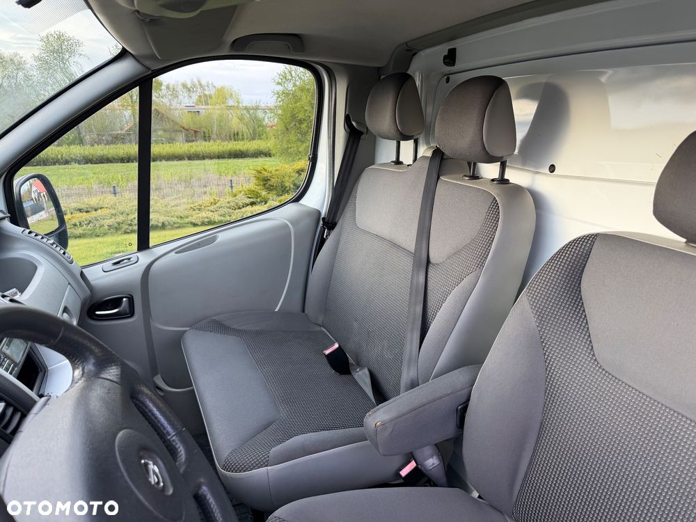 Opel VIVARO / 2.0 dCi / L2H1 / Klima / TRAFIC / 2x drzwi odsuwane - 15