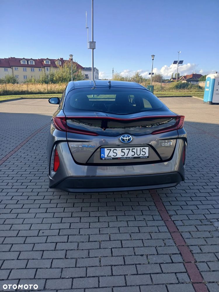 Toyota Prius 2018 photo 4