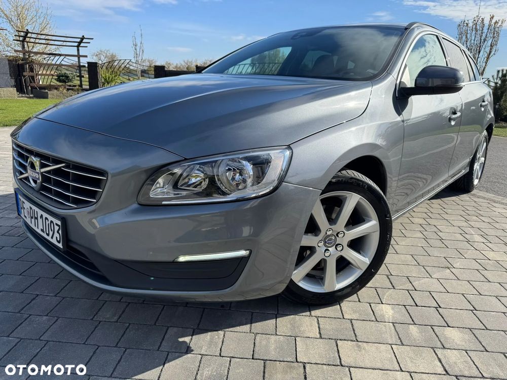 Volvo V60 D2 Geartronic Momentum - 13