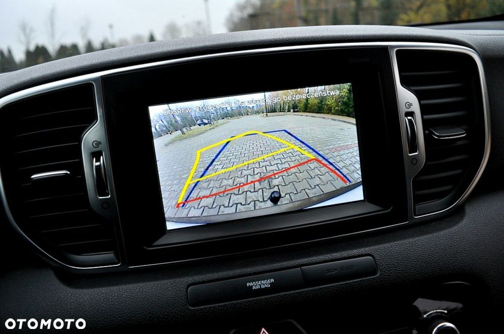 Kia Sportage 2.0 CRDI 4WD Automatik Dream-Team Edition - 26