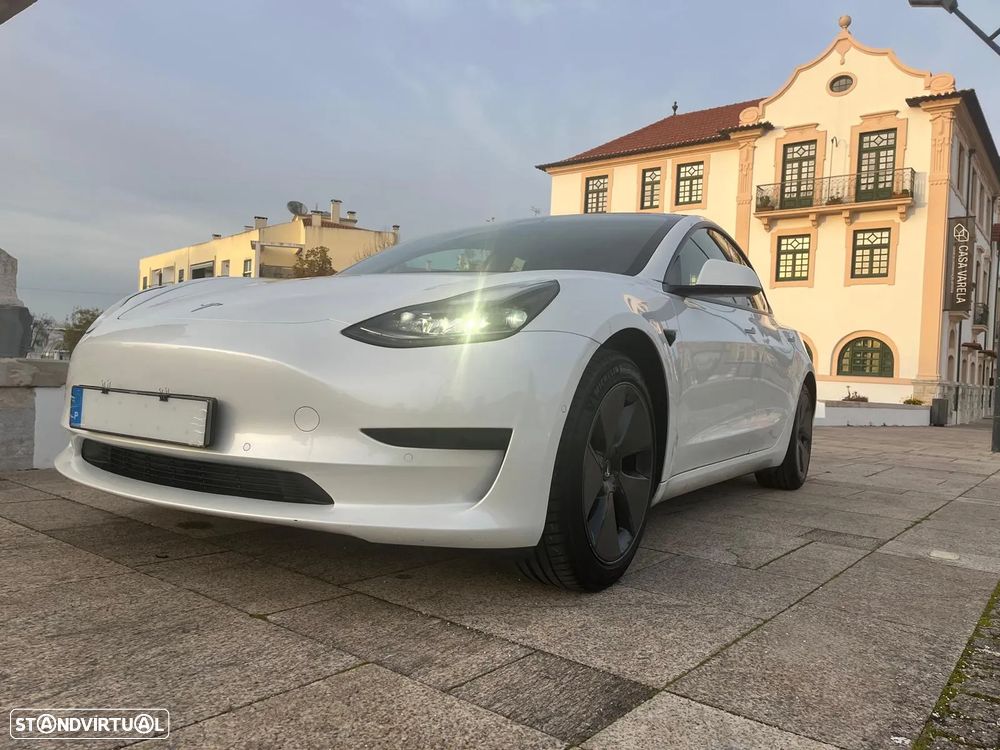 Tesla Model 3 RWD - 1
