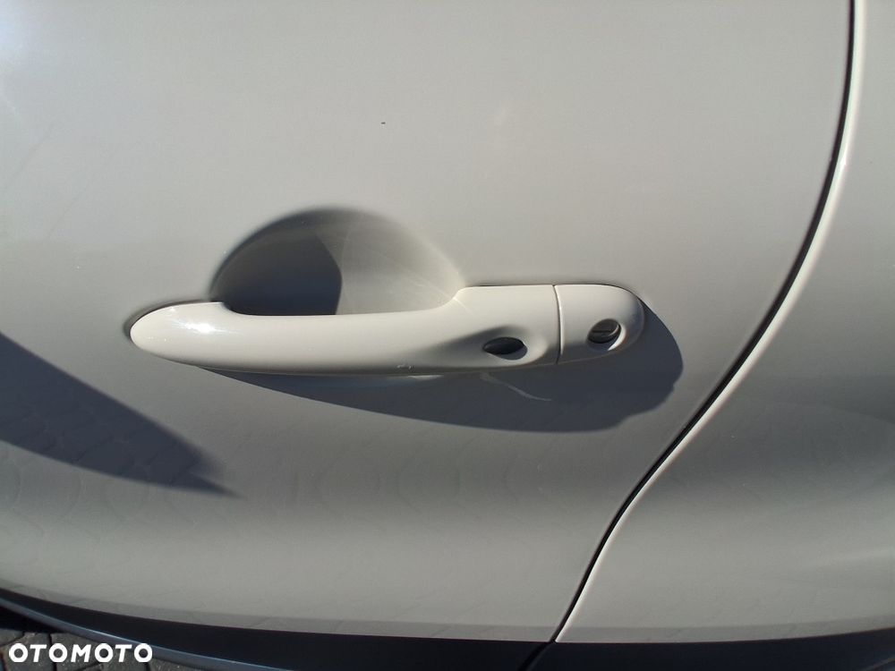 Renault Captur ENERGY TCe 120 EDC LIMITED - 22