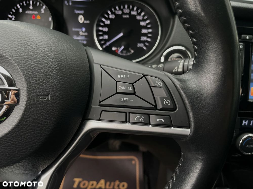 Nissan Qashqai 1.6 DIG-T N-Connecta - 24