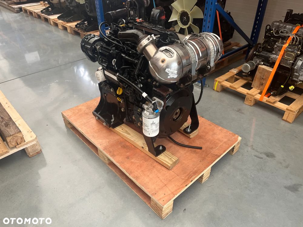 SILNIK DEUTZ TD 2.9 L4 25202netto - 2