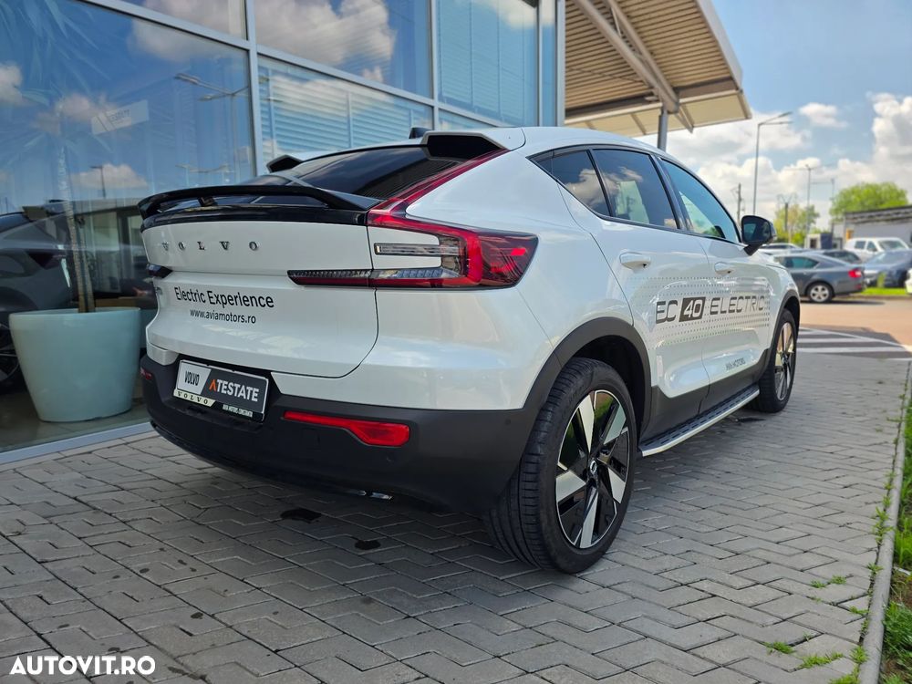 Volvo C40 Recharge Twin Motor AWD Plus - 8