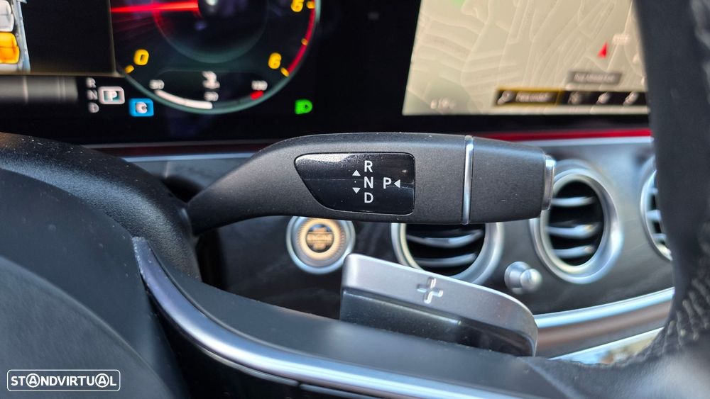 Mercedes-Benz E 220 d Exclusive Line - 18