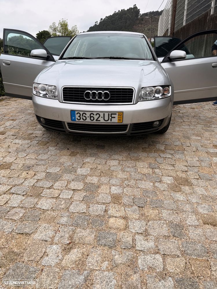 Audi A4 1.9 TDI m6 - 1