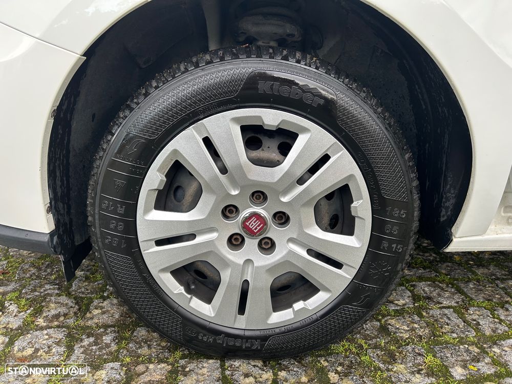 Fiat Doblo 1.6 Diesel 3 lugares Iva Dedutivel - 21