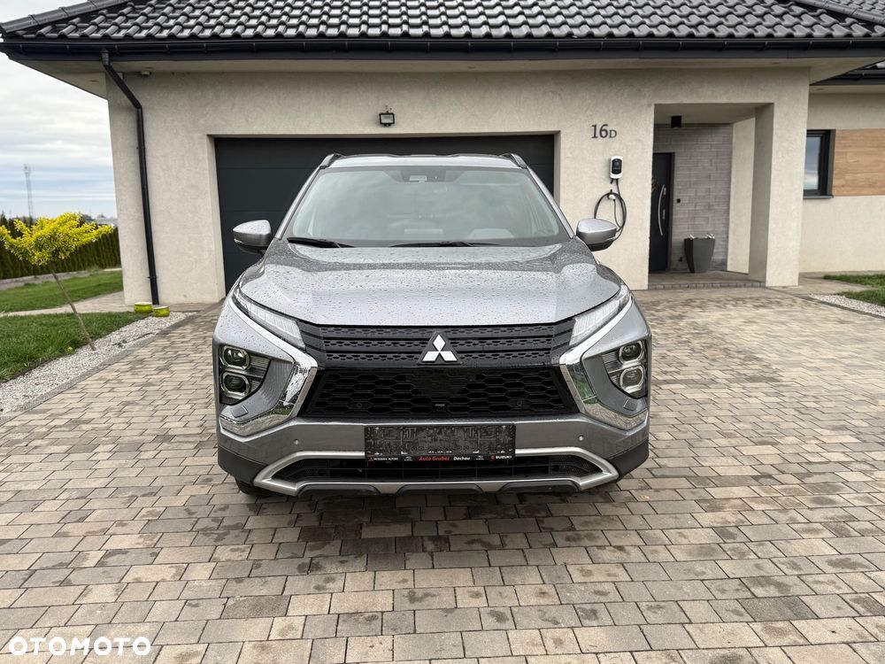 Mitsubishi Eclipse Cross Plug-In Hybrid 4WD Select - 2