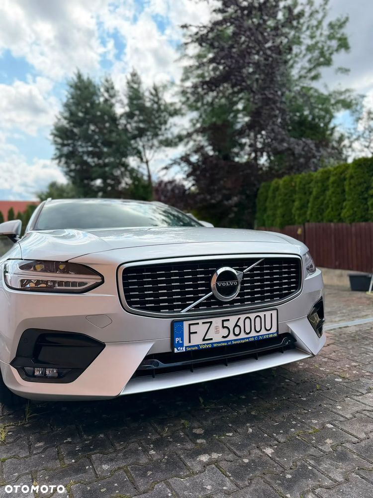 Volvo V90 T4 R-Design - 1
