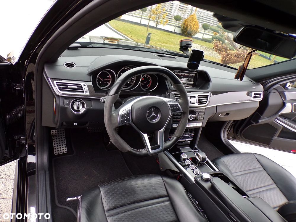 Mercedes-Benz Klasa E - 15