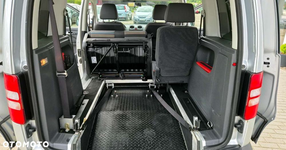 Volkswagen Caddy - 27